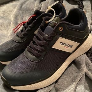 NWT Roberto Cavalli Navy Sneakers